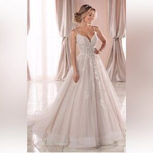 Stella York 6886 Ivory /Moscato size 12